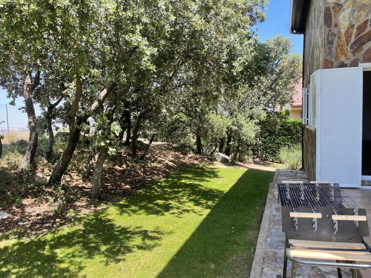 Villa El Encinar De Gabino à Zarzuela del Monte Extérieur photo