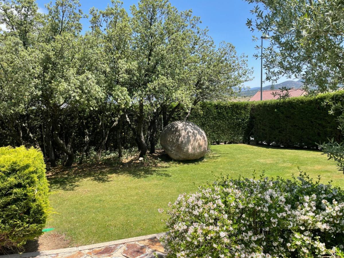Villa El Encinar De Gabino à Zarzuela del Monte Extérieur photo